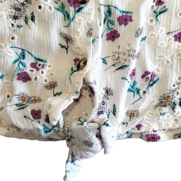 Kismet Crop Tank with Adjustable straps and tie at Waist Large - Picture 3 of 8